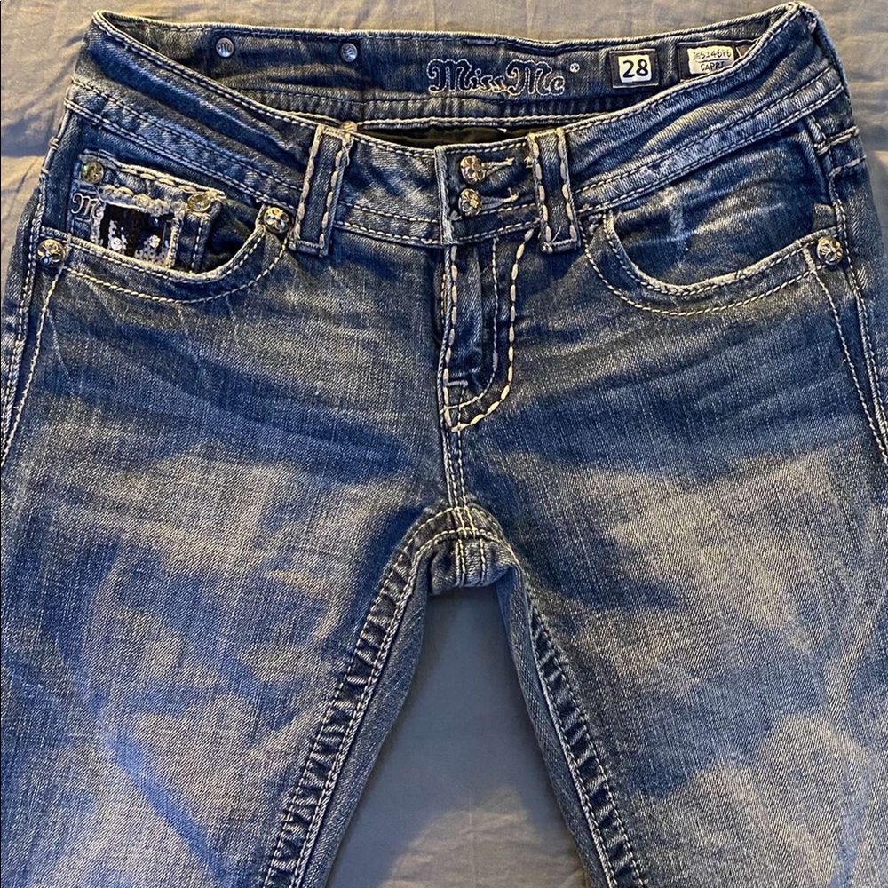 Miss me jean capris size 28